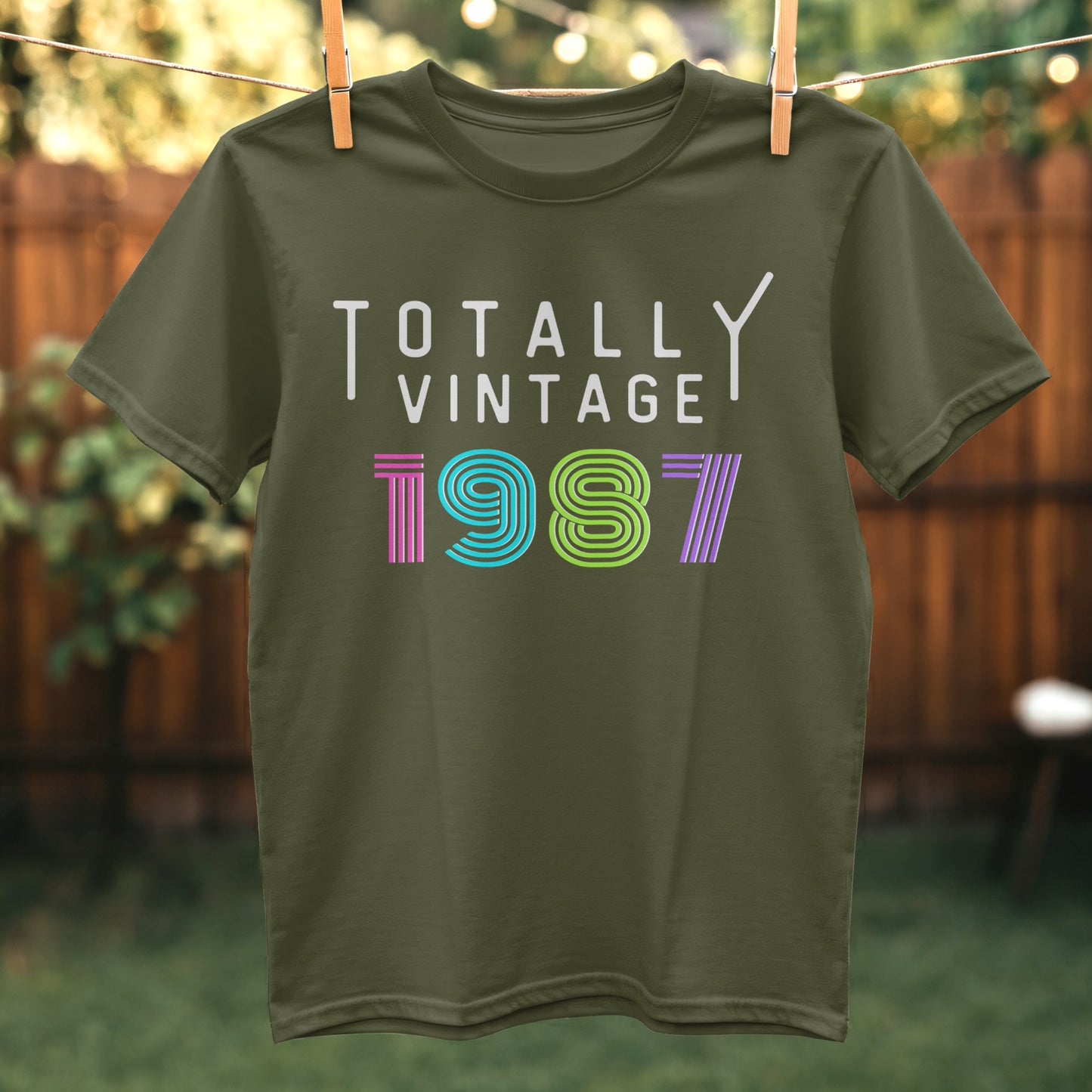 Totally Vintage 1987 T-shirt cool retro stylish product type